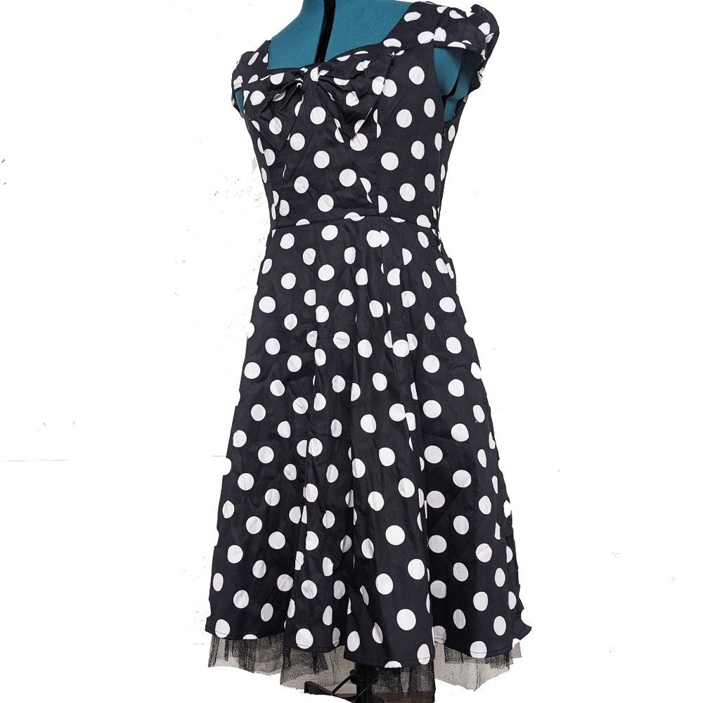 New w/Tags Hearts & Roses Vintage Style Black Dress w/White Polka Dots Size: 16